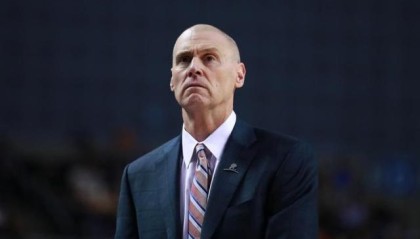 爱游戏中国官网-卡莱尔&amp;萨博尼斯父子:跨越27年的情缘