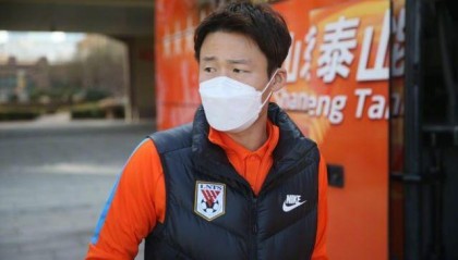 中超冬窗引援一览：广州队只出不进 泰山连签强援