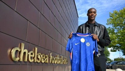 爱游戏中国官网-记者：切尔西相信埃梅加2026年就能有踢英超的水平