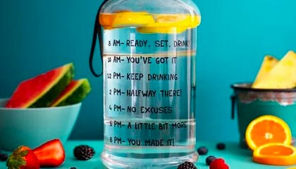 爱游戏娱乐-国足体能教练支援99国青 技术总监授课世界杯录像